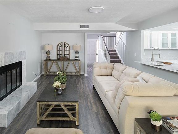 2nd image of 13815 Cypress Village Cir