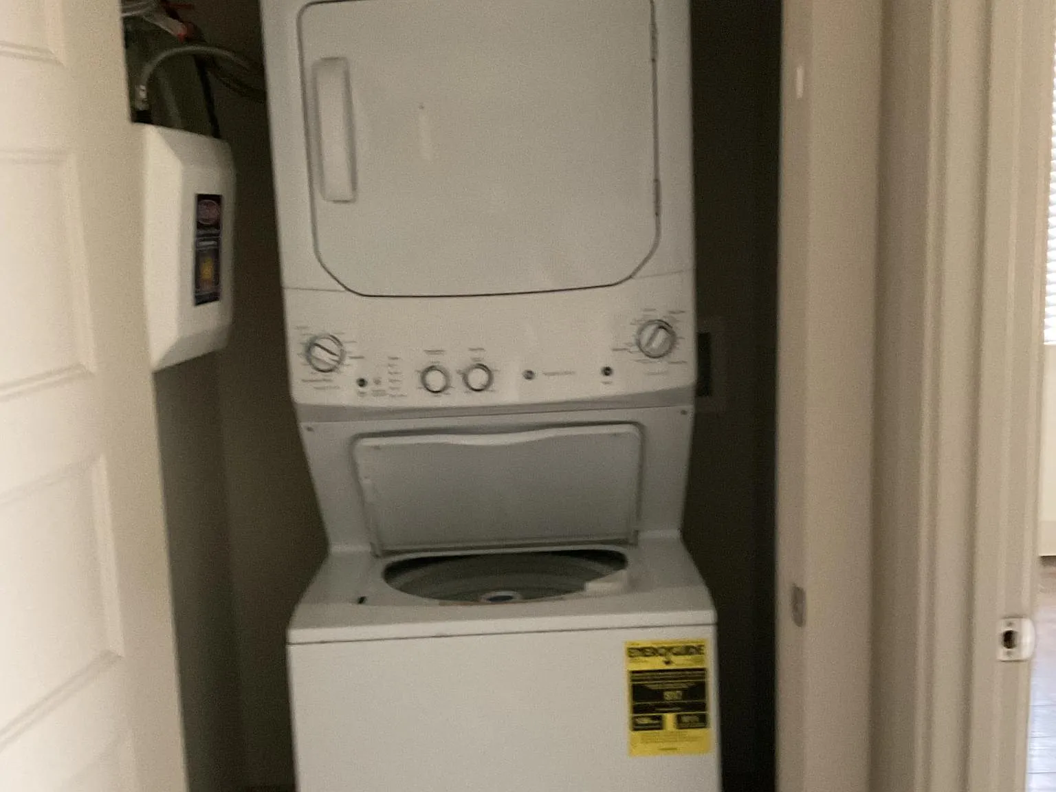 1 bed, 550 sqft, $1,200 — Photo 3