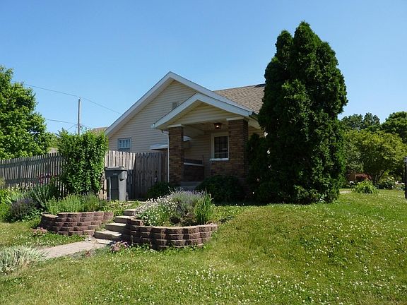 3rd image of 1333 Shannon Ave