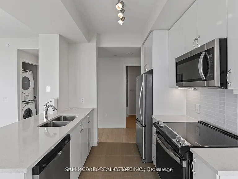 38 Annie Craig Dr #4305 — Photo 5