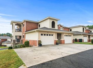 518 Amity Rd APT F1, Hot Springs National Park, AR 71913