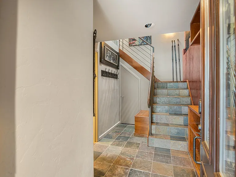 650 S Monarch St #9 — Photo 17