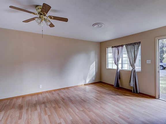 5th image of 20228 Arrowood St