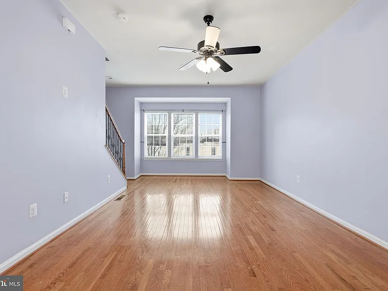 4505 Foster Ave — Photo 9