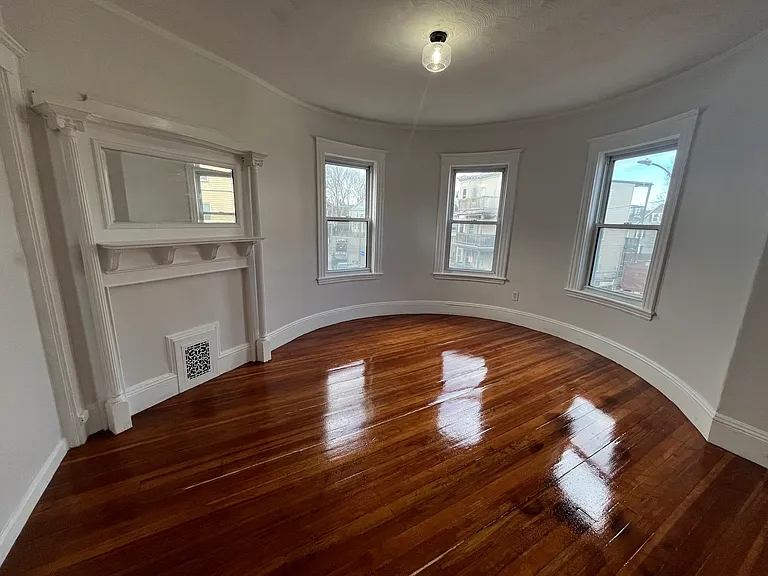 80 Barry St #2 — Photo 9