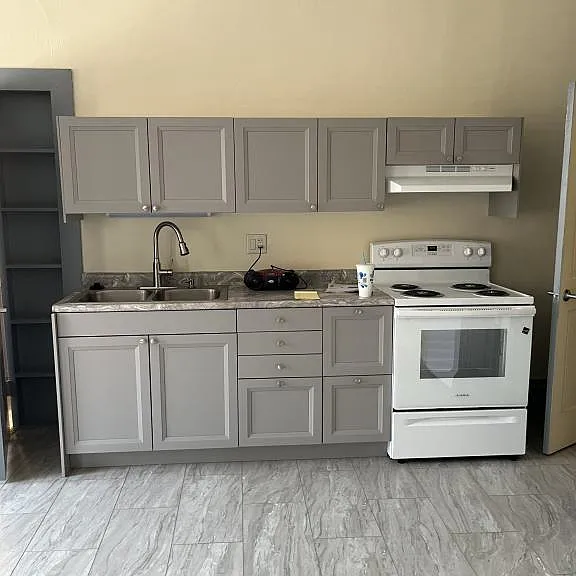348 E Main St #B — Photo 8