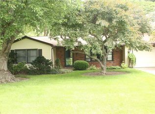 4255 Dayton Rd, Madison, OH 44057