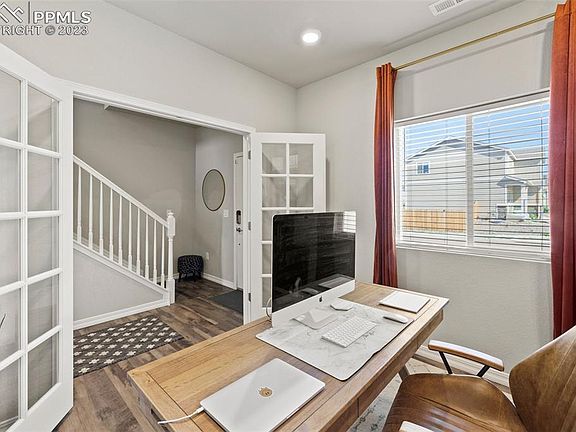 5th image of 6047 Mumford Dr