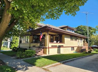 307 N Hart St, Harvard, IL 60033