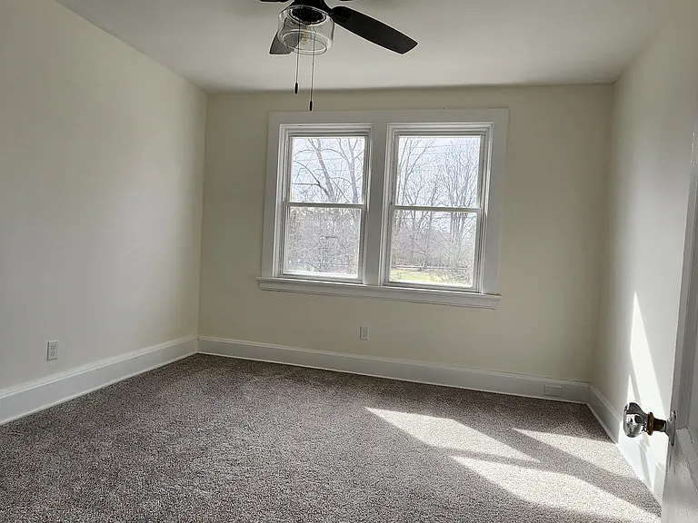 6106 Kennedy Ave — Photo 8