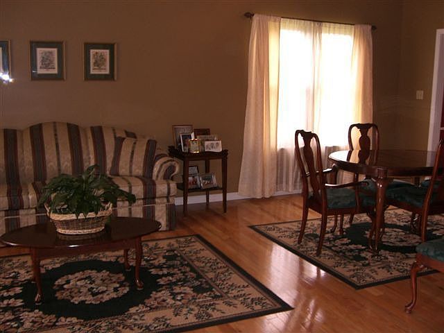 2nd image of 872 Westbrooke Meadows Ct