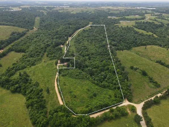 W Mountain Rd, Gravette, AR 72736