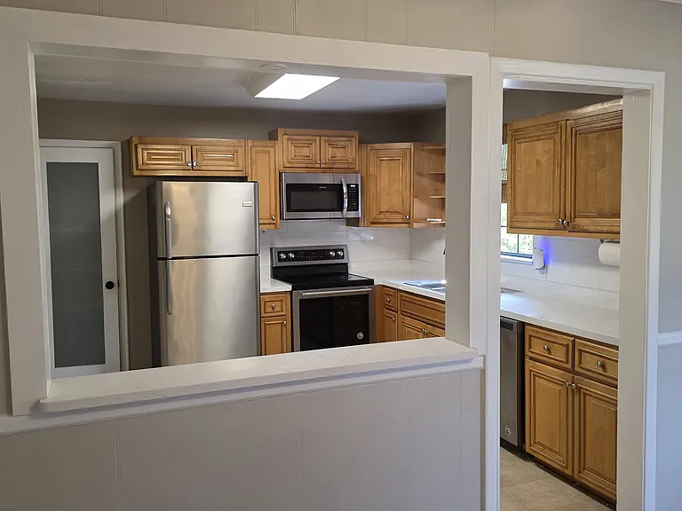 3917 Bess Rd — Photo 10