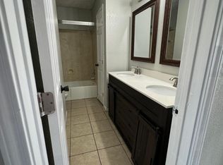 8140 Honeywood Trl, Port Arthur, TX 77642