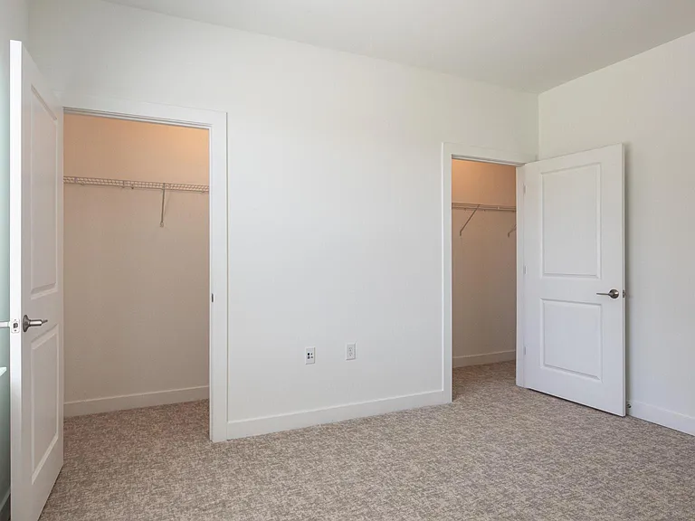 The Apartments at Hallstead Reserve. Modern. Welcoming. Authentically Suffolk. — Photo 145