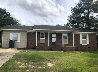 715 E Union Dr, Doerun, GA 31744