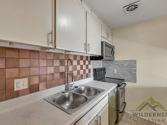 5th image of 144 Gold Run Cir APT 2