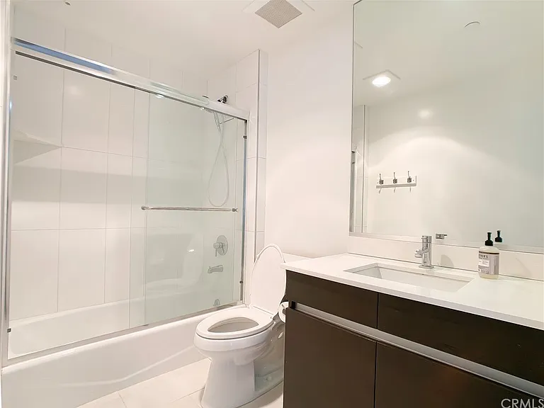 7857 W Manchester Ave #204 — Photo 12