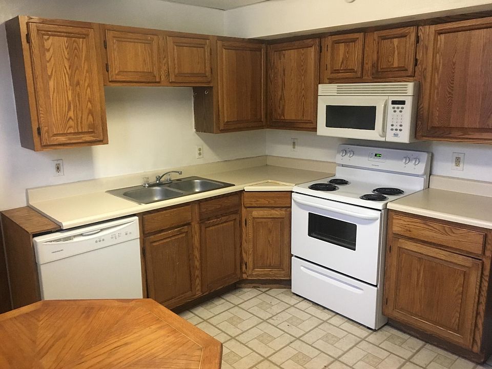 1st image of 600 Cayton St