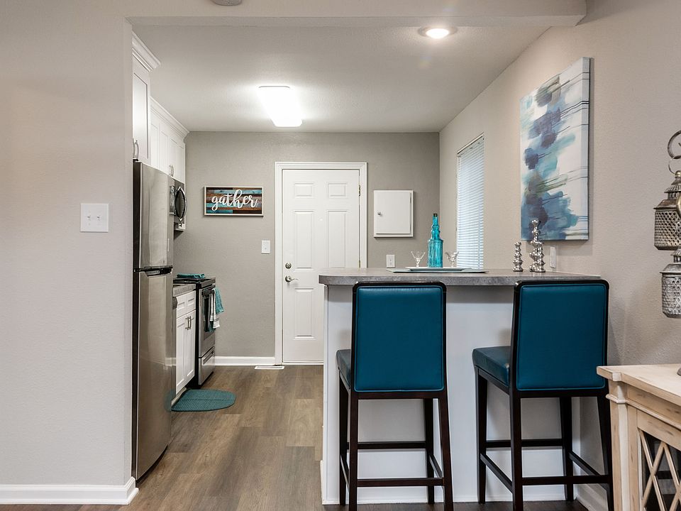 Deluxe Kitchen