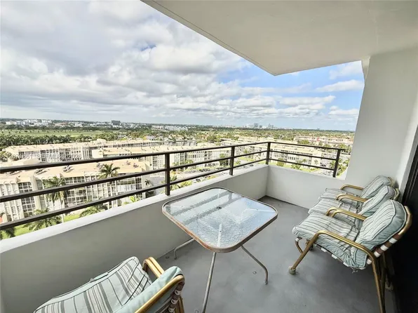 600 Three Islands Blvd APT 1107, Hallandale, FL 33009