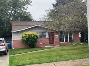 31130 Stephen Ave, Westland, MI 48185