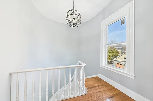 169 Knight St Photo 1