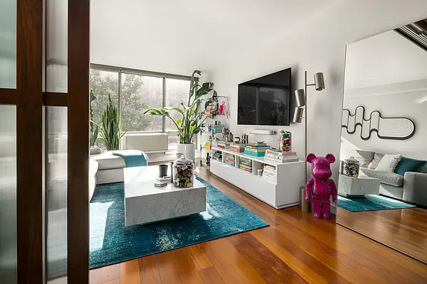 Rented by Douglas Elliman | media 15