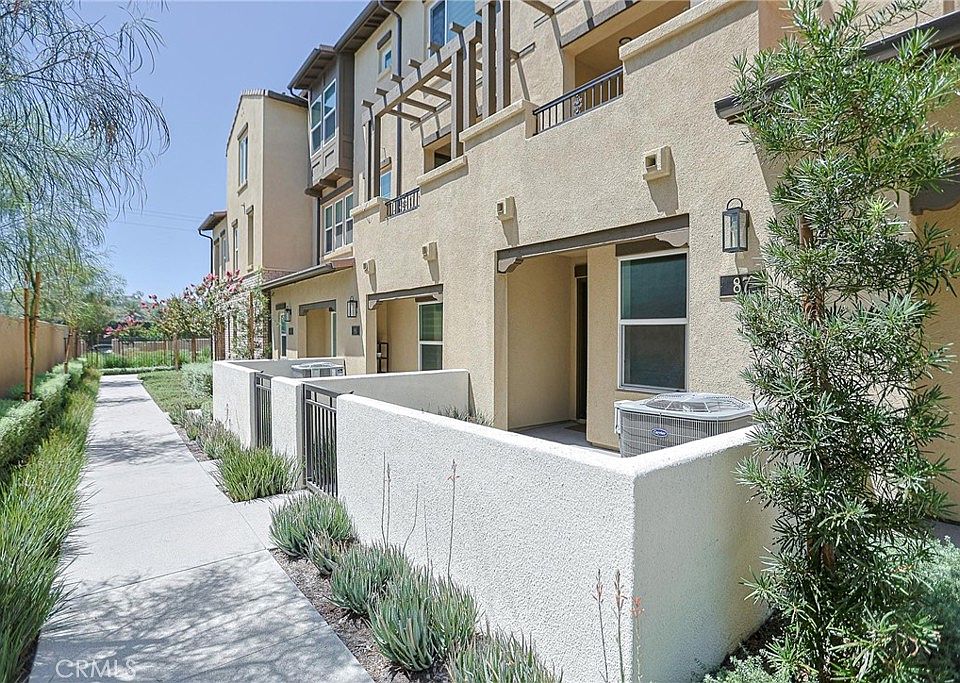 1st image of 295 Vista Dr #87