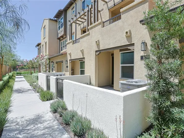 295 Vista Dr #87, La Habra, CA 90631