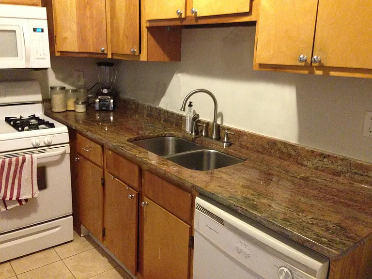 16 Reid St #1 — Photo 9