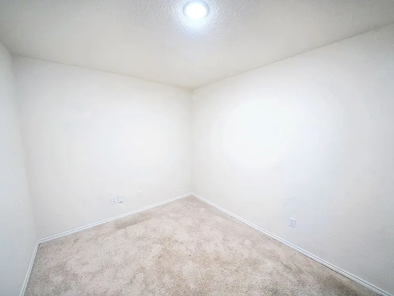 815 Retama Pass — Photo 31