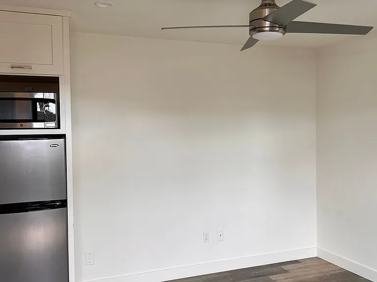 Sierra Street TIC (321 El Segundo/Palm LLC) — Photo 4