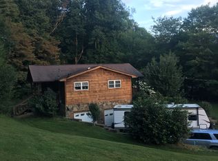 673 Modock Rd, Trade, TN 37691