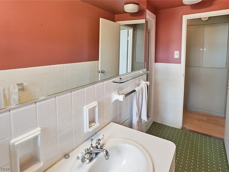 13900 Shaker Blvd #1012 — Photo 20