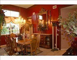 2nd image of 3014 Oakbrook Dr
