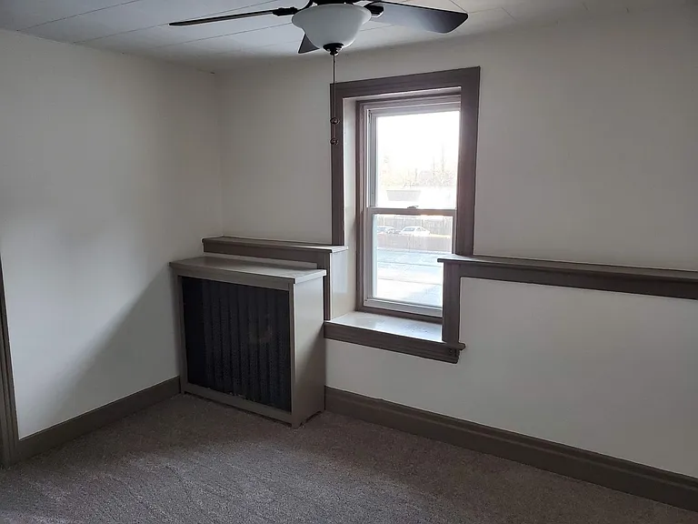 101-103 E Maple Ave #3 — Photo 19