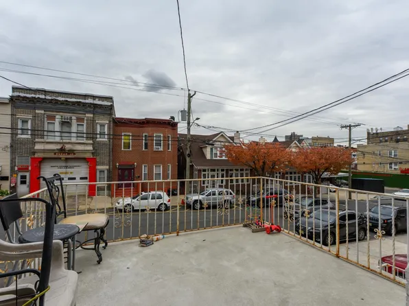 6511 Hudson Avenue image 7 of 18