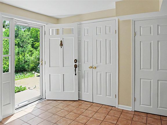 3rd image of 4109 Bakerstown Culmerville Rd