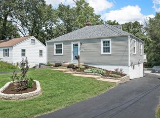 10467 Canter Way, Saint Louis, MO 63114