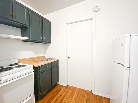 Rented by Blackwater Associates Inc. | media 9