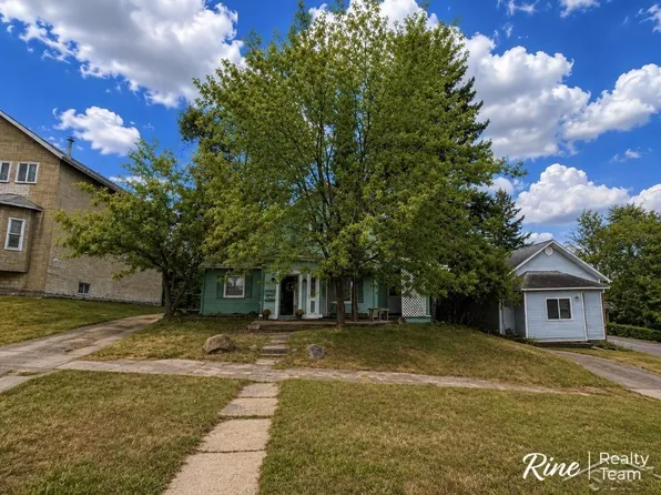 309 E Ludington St, Iron Mountain, MI 49801