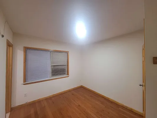 Rented by E Realty International Corp | media 2