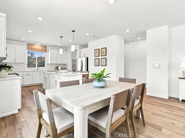 27604 Bareroot Pl, Valencia, CA 91381