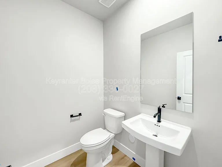 144 S Koyukuk Ave — Photo 6
