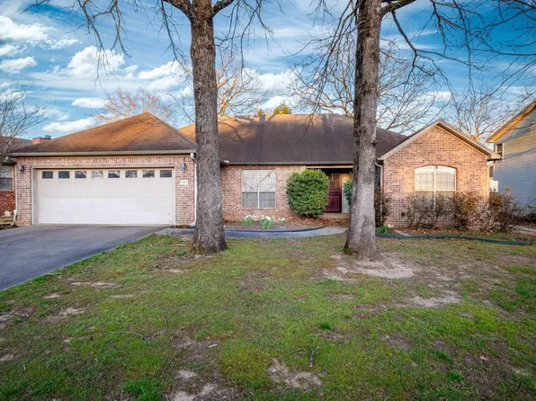 1919 Brookford Dr, Little Rock, AR 72211