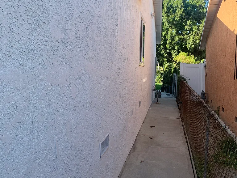 W Lomita Blvd — Photo 16