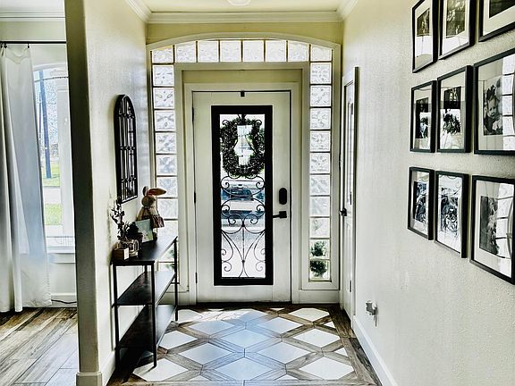2nd image of 4308 Captain Kidd Way