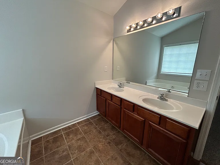 6533 Silk Tree Pte — Photo 17