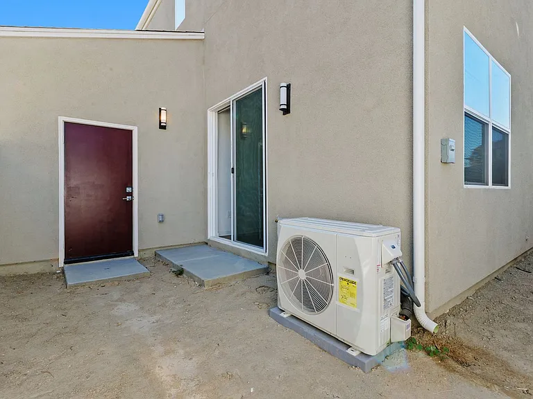 2638 E Lincoln Paseo — Photo 26